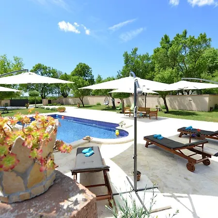 Villa Oasis Miro