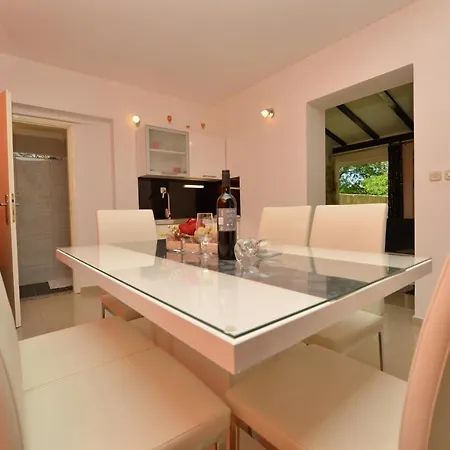 Villa Oasis Miro Dracevac Ninski