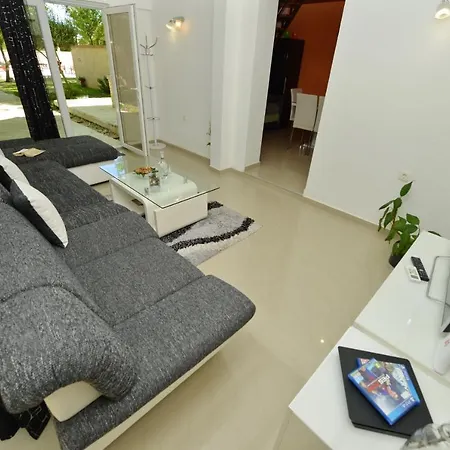 Villa Oasis Miro *