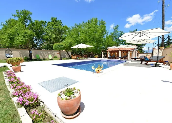 Oasis Miro Villa *
