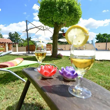 Oasis Miro ヴィラ Dračevac Ninski