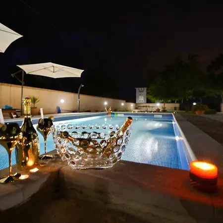 Oasis Miro ヴィラ