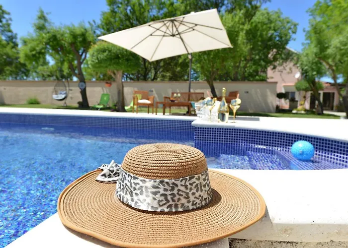 Oasis Miro Vila Dracevac Ninski