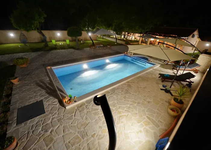 Oasis Miro Vila Dracevac Ninski